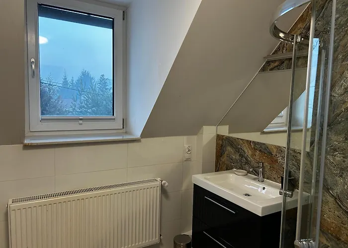 Na Plazowej * 벵기에르스카 구르카